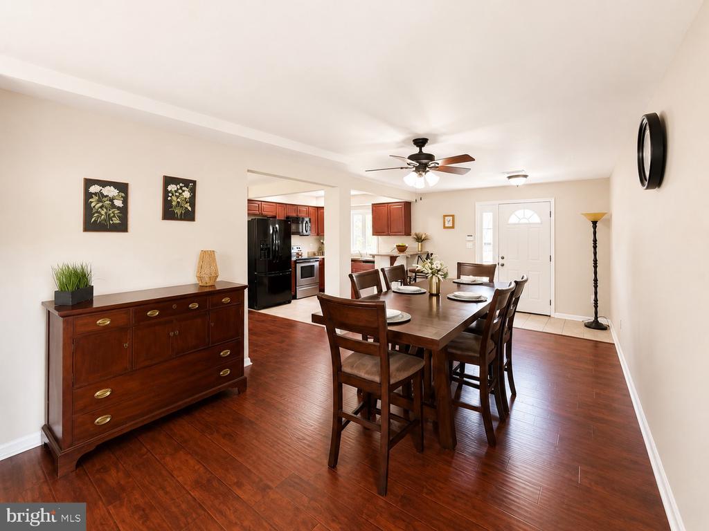 32 GREAT OAK ROAD