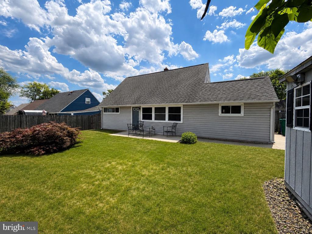 32 GREAT OAK ROAD