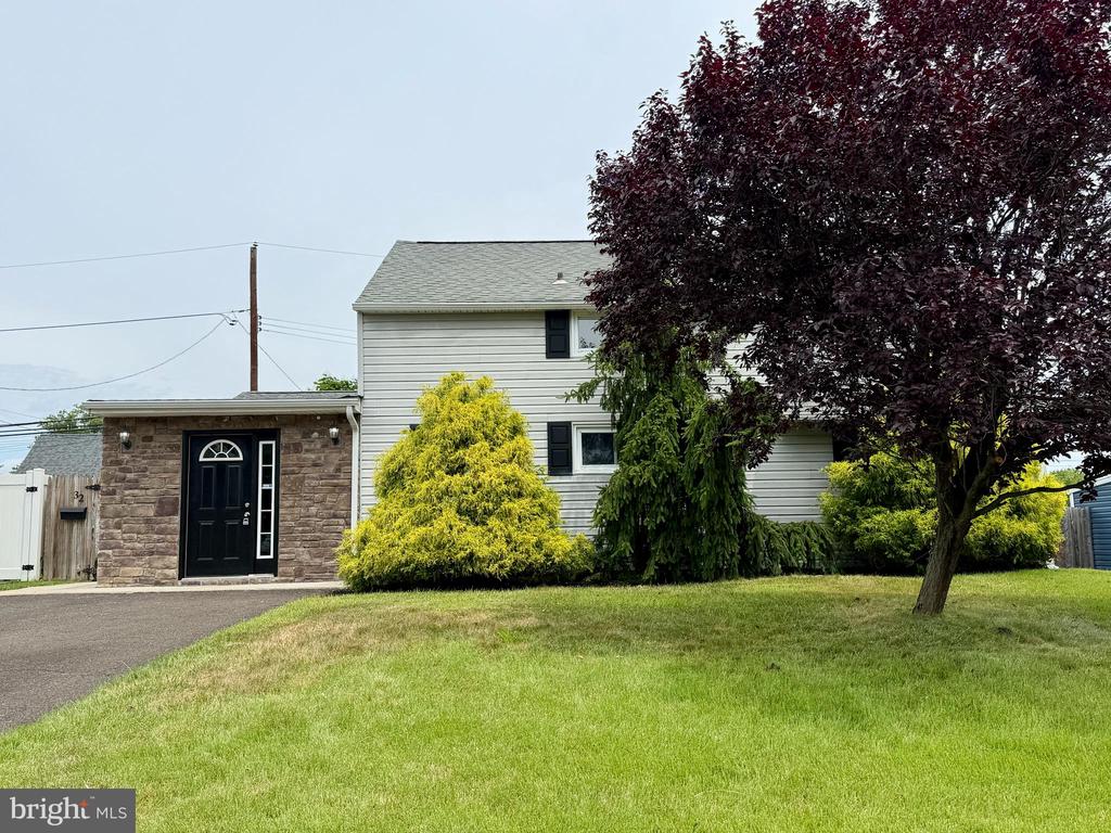 32 GREAT OAK ROAD
