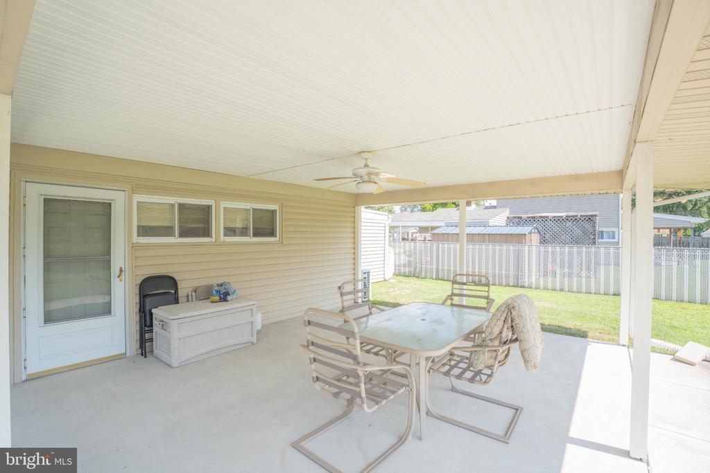 32 YOUNG BIRCH ROAD