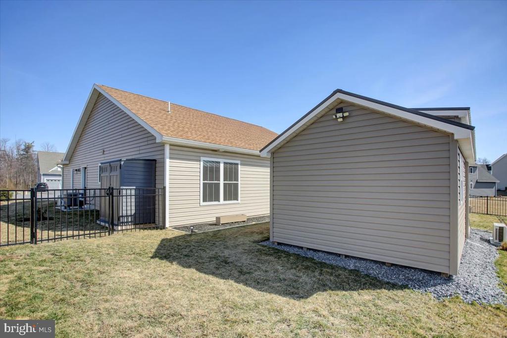 1007 SOUTHWOOD DRIVE
