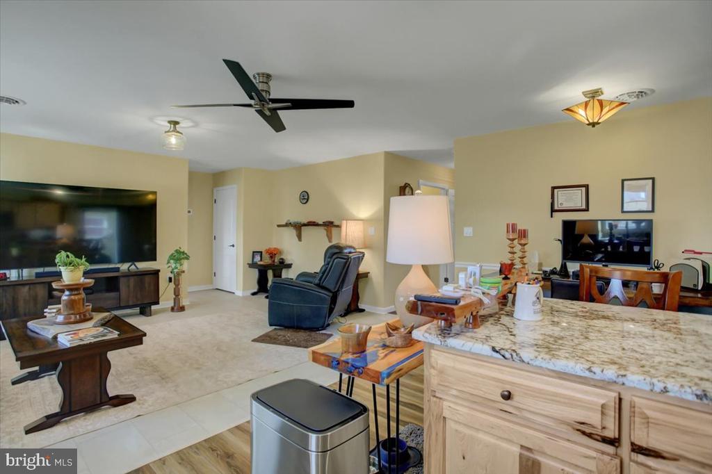 1007 SOUTHWOOD DRIVE