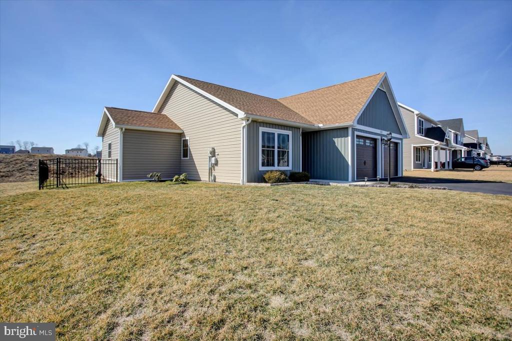 1007 SOUTHWOOD DRIVE