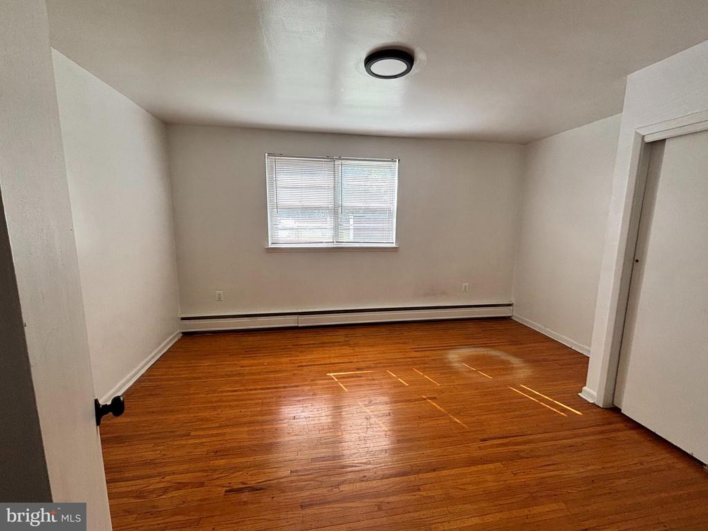 4992 MIRIAM ROAD 1