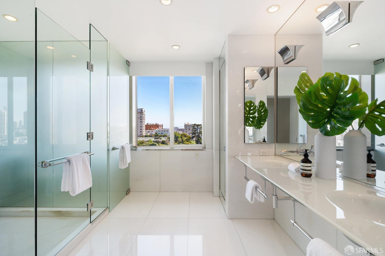 1080 Chestnut Street # 11B