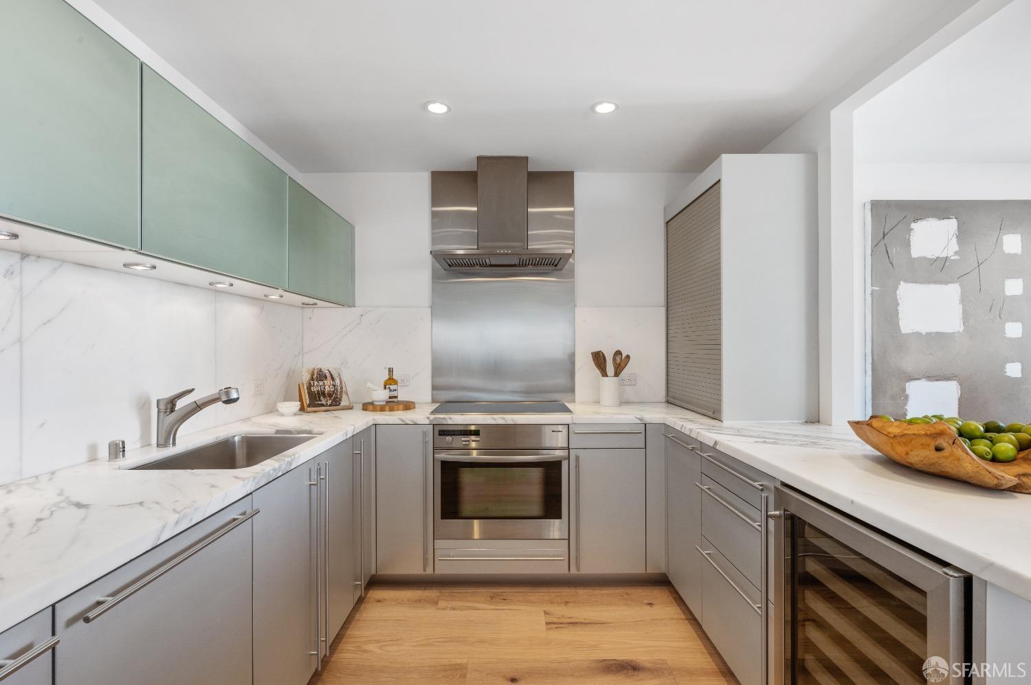 1080 Chestnut Street # 11B