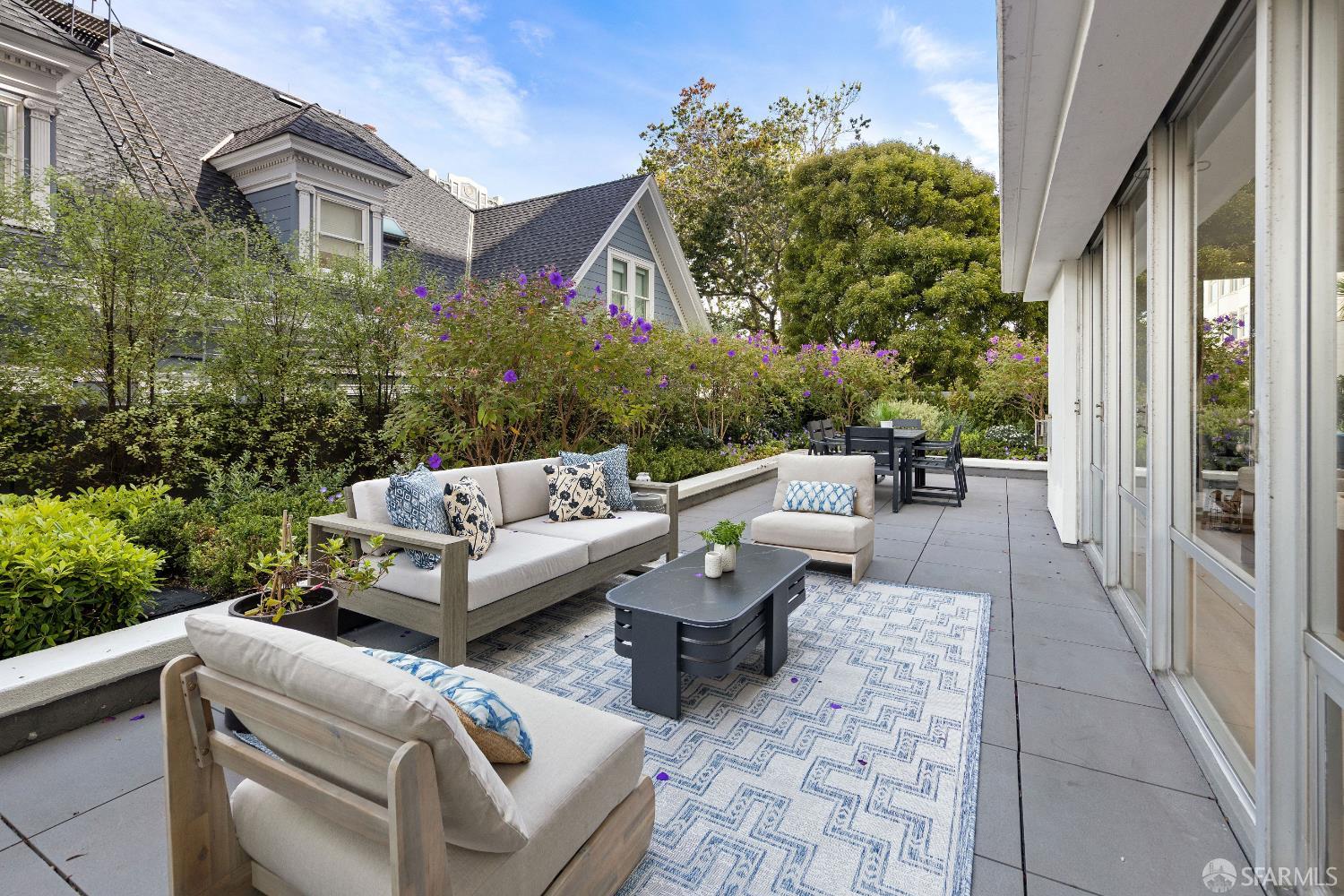 Indoor Outdoor Living at 1998 Broadway