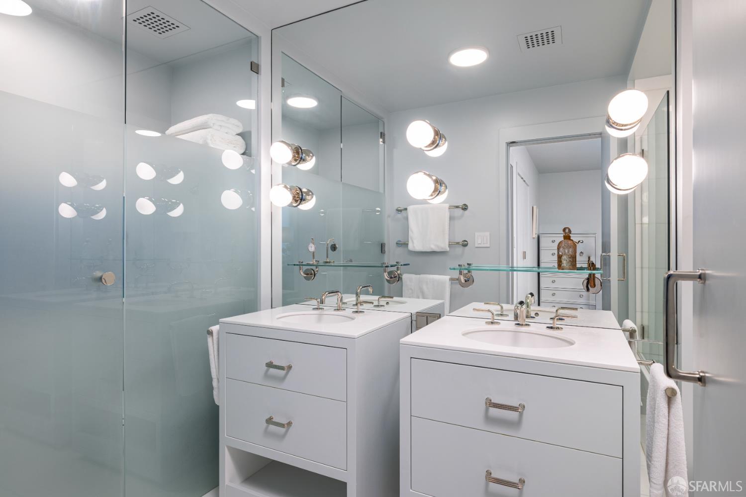 1080 Chestnut Street # 3B