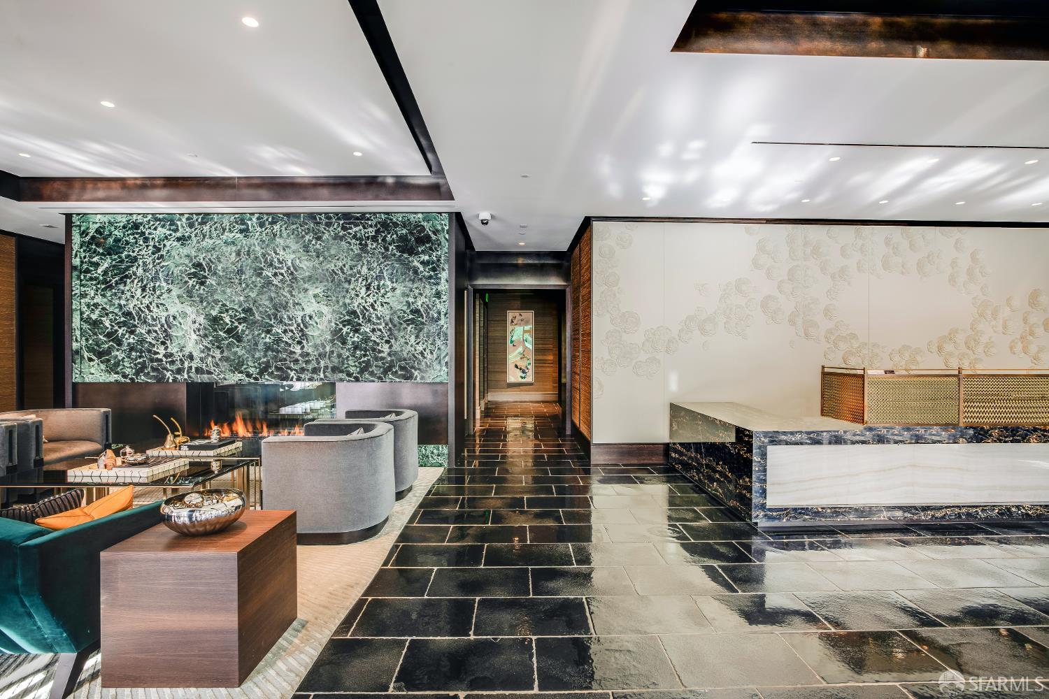 2121 Webster Street # 110