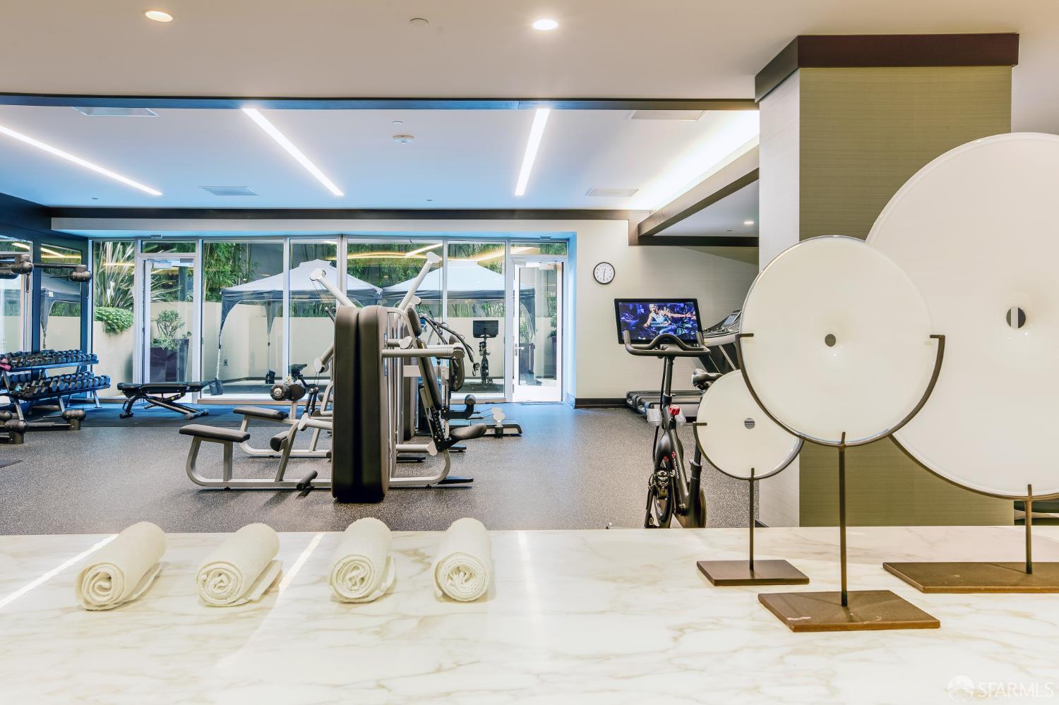 2121 Webster Street # 110