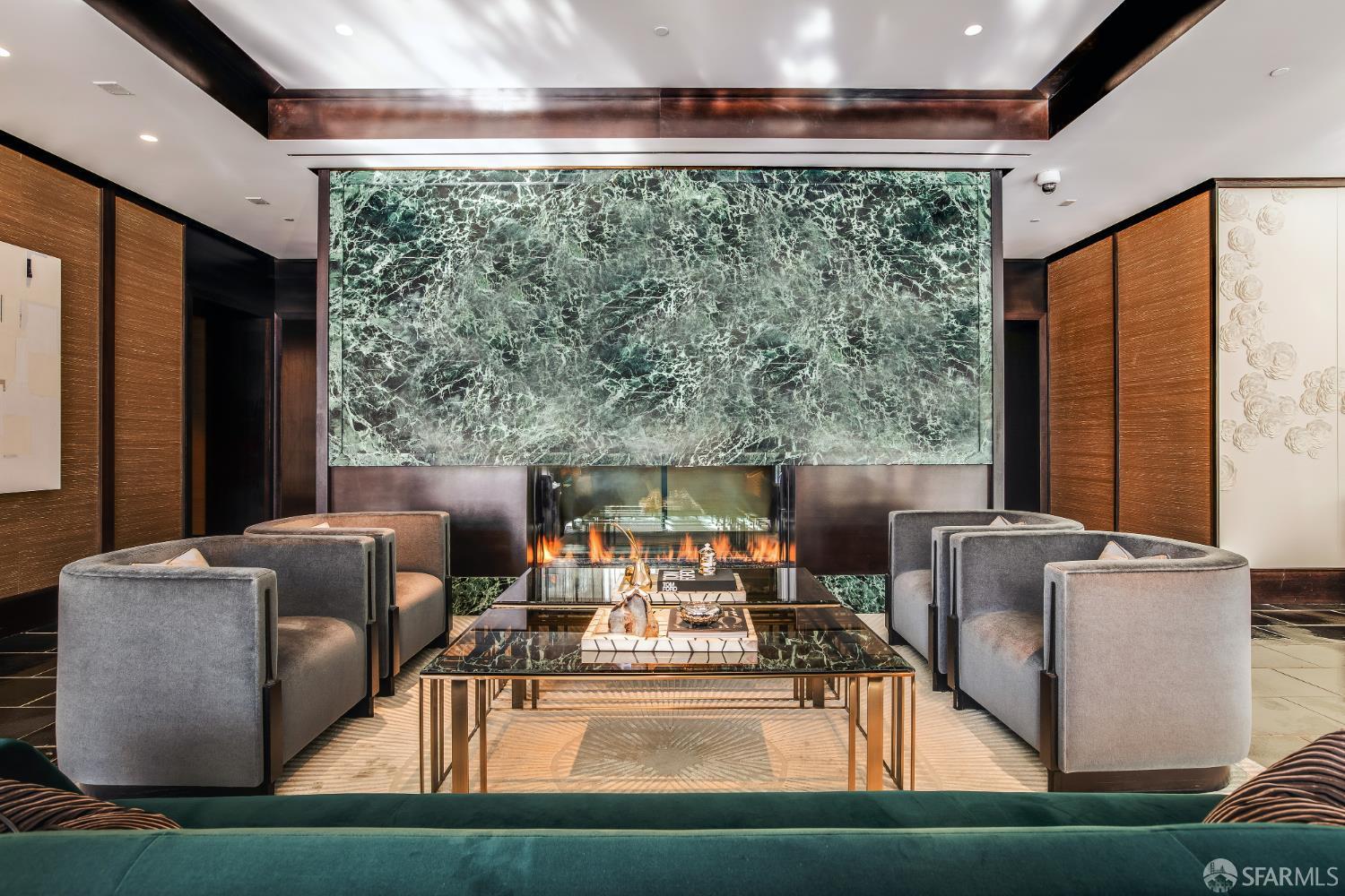 2121 Webster Street # 110