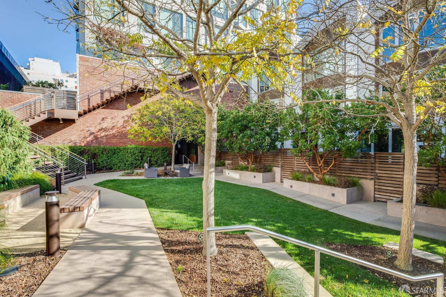 2121 Webster Street # 110