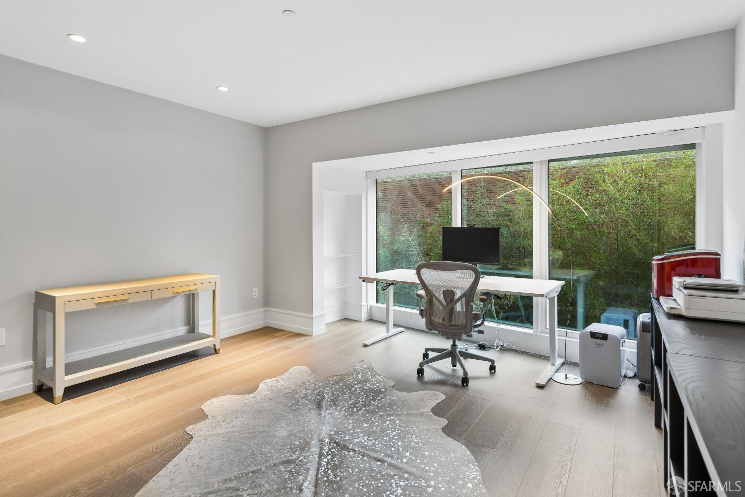 2121 Webster Street # 110