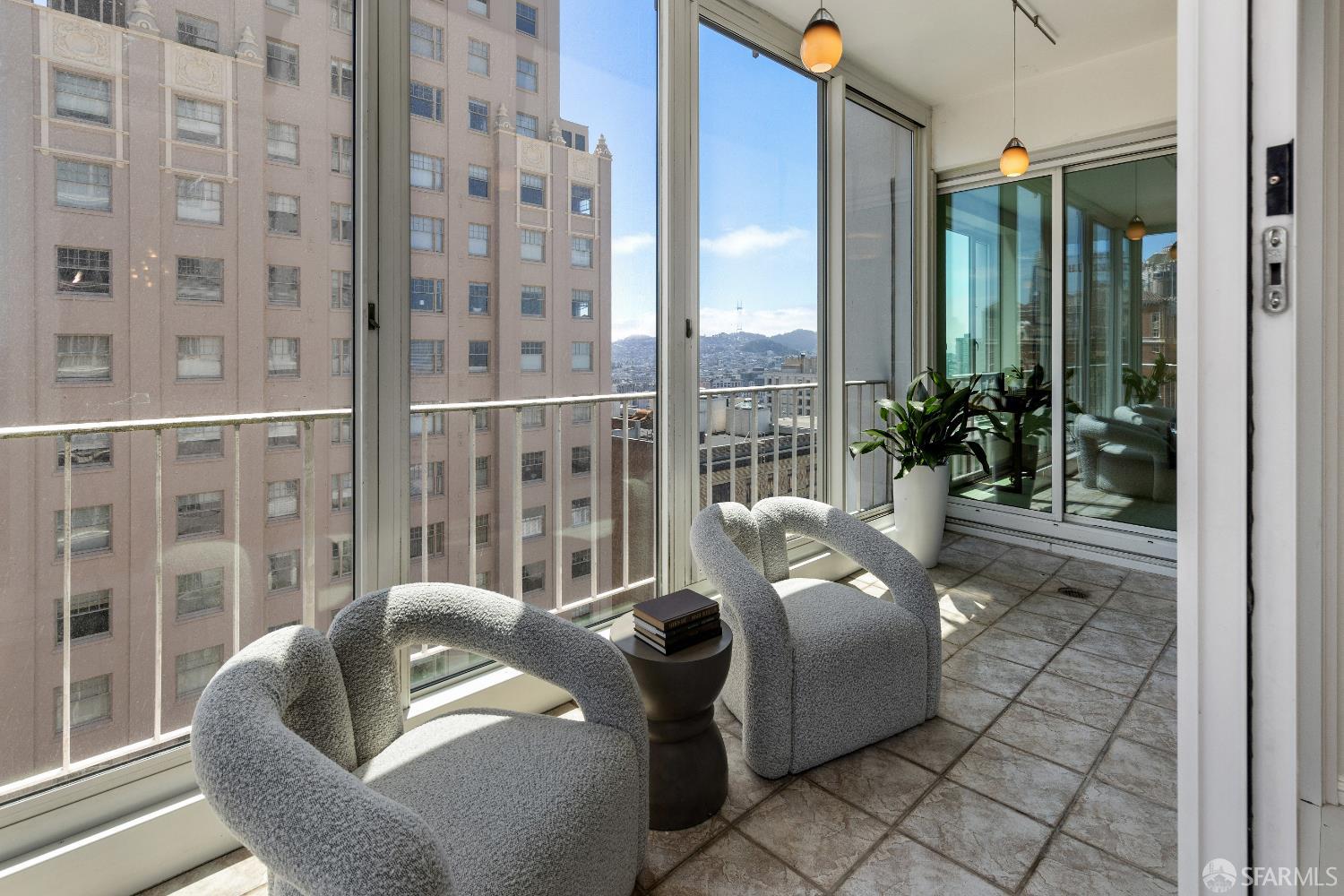 1200 California Street # 9C