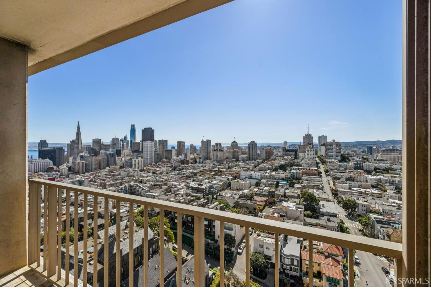999 Green Street # 2404