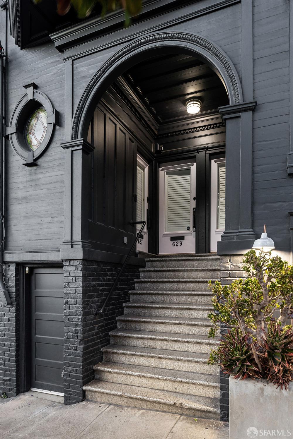 627 Castro Street