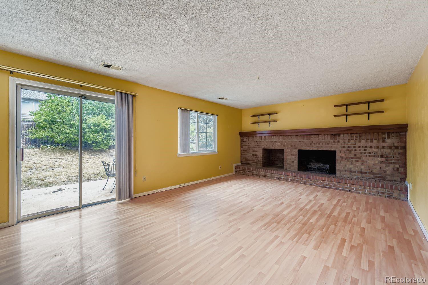 7628 S Pennsylvania Drive