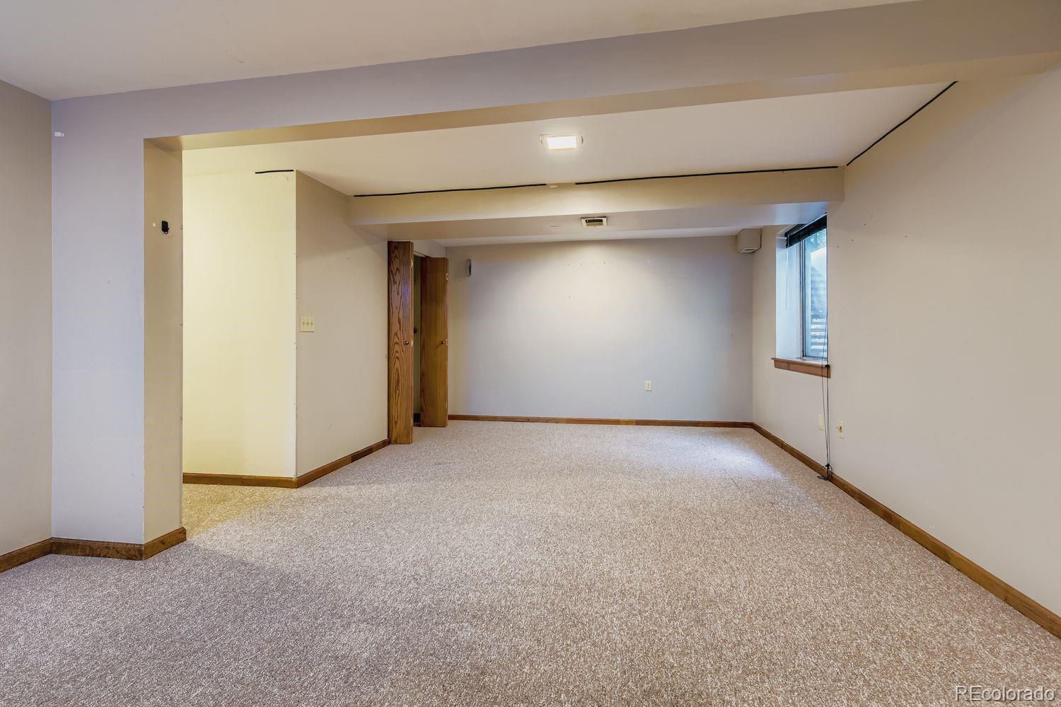 7628 S Pennsylvania Drive