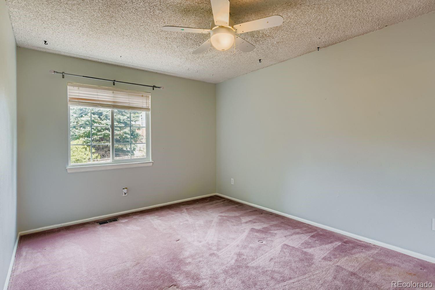 7628 S Pennsylvania Drive