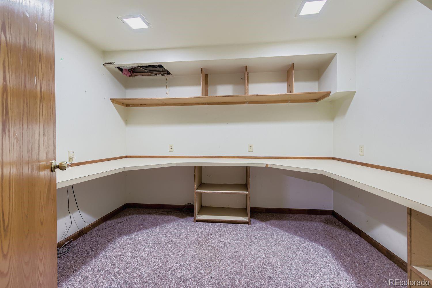 7628 S Pennsylvania Drive