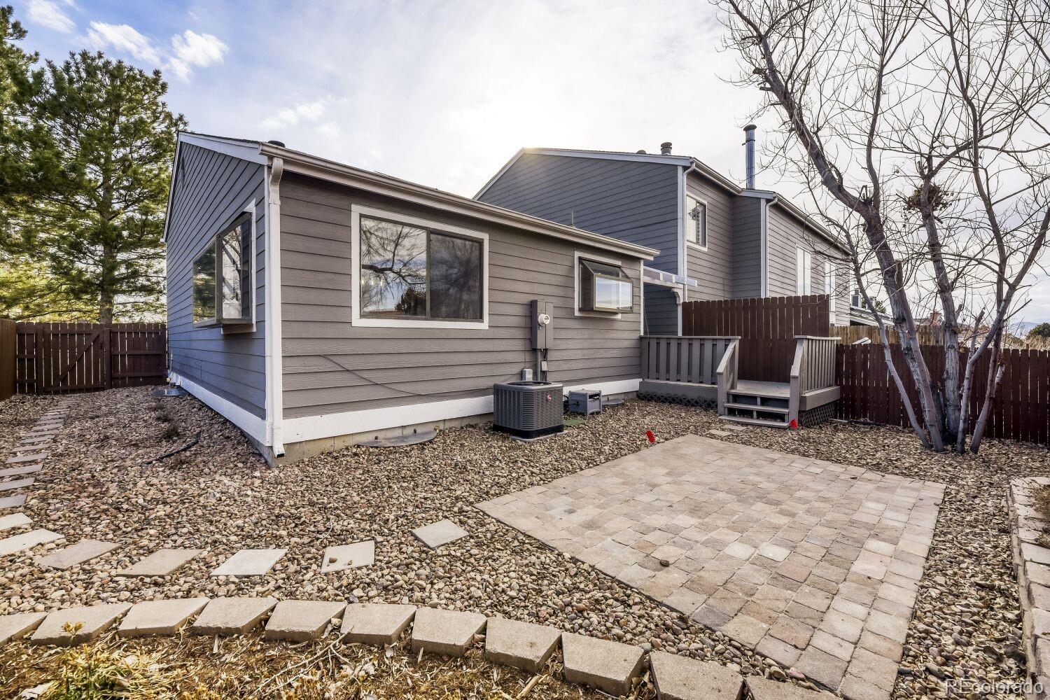 3871 E Euclid Avenue