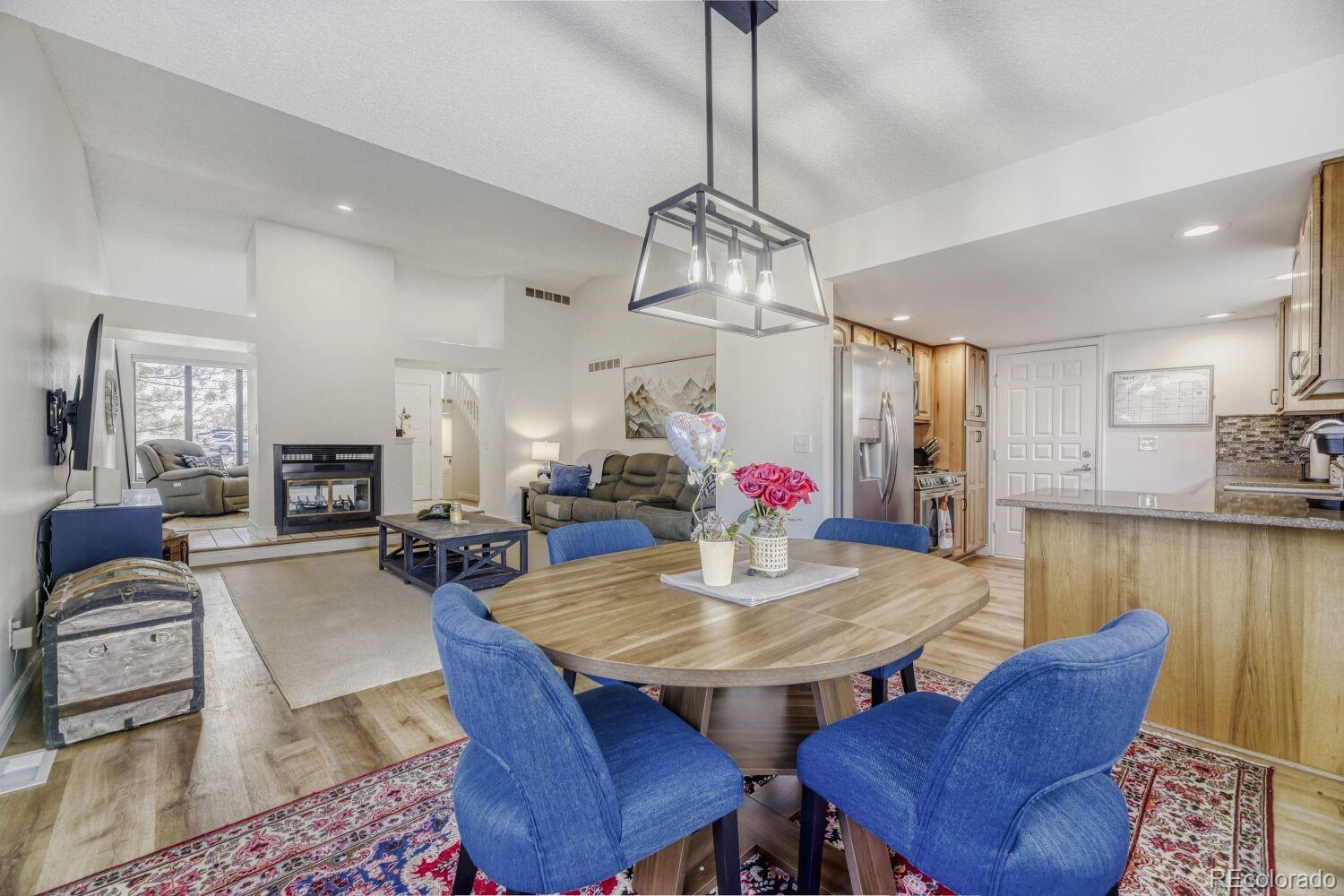 3871 E Euclid Avenue