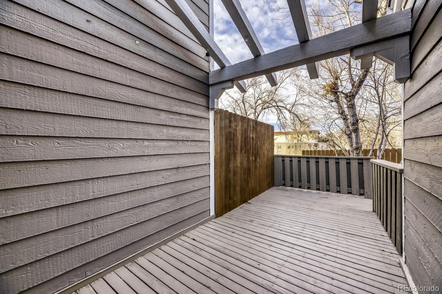 3871 E Euclid Avenue