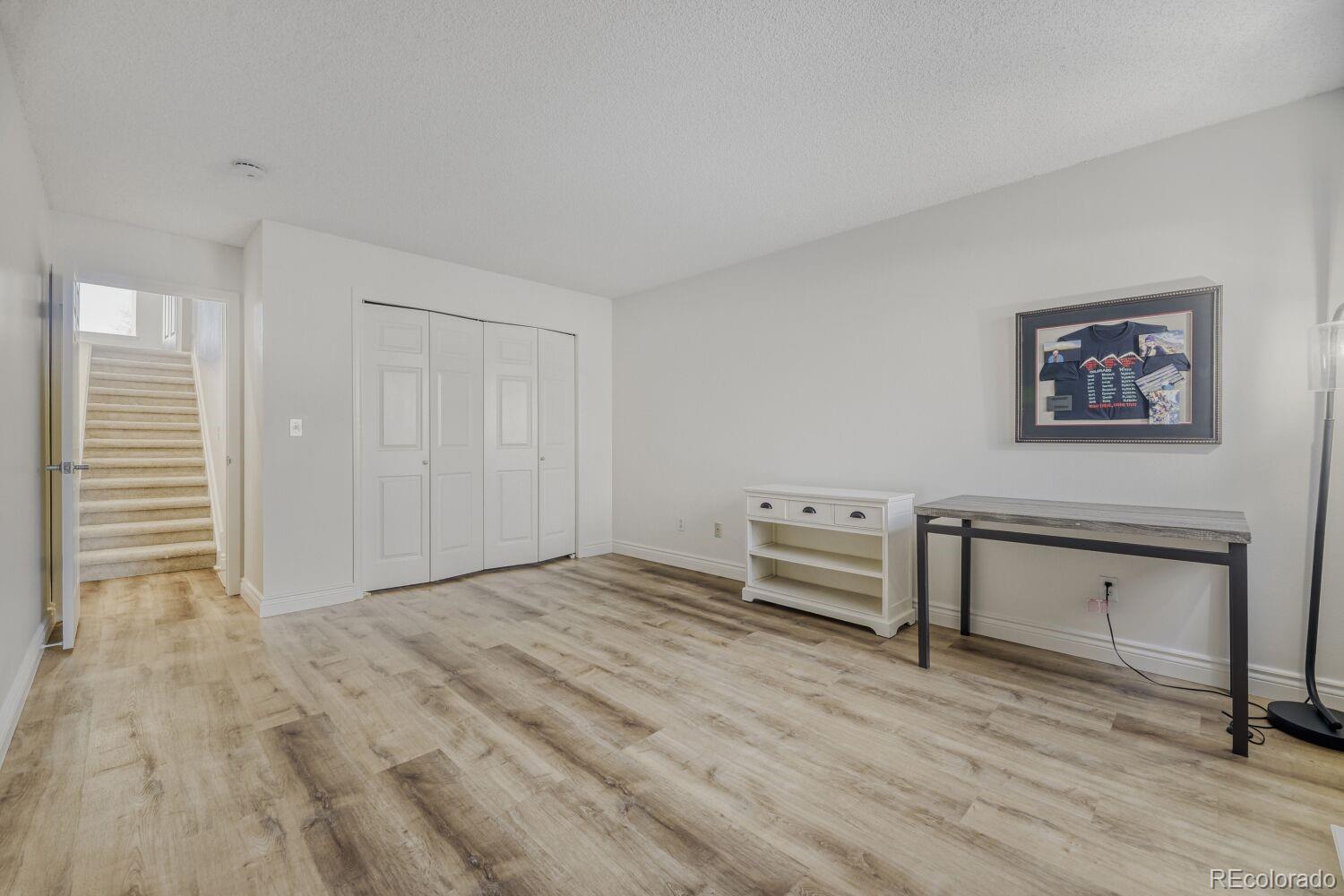 3871 E Euclid Avenue