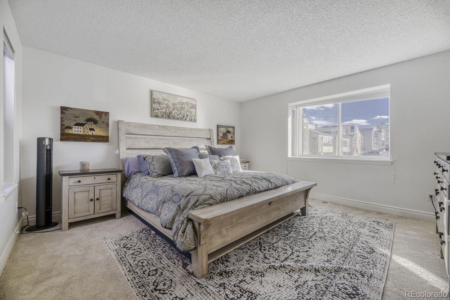 3871 E Euclid Avenue