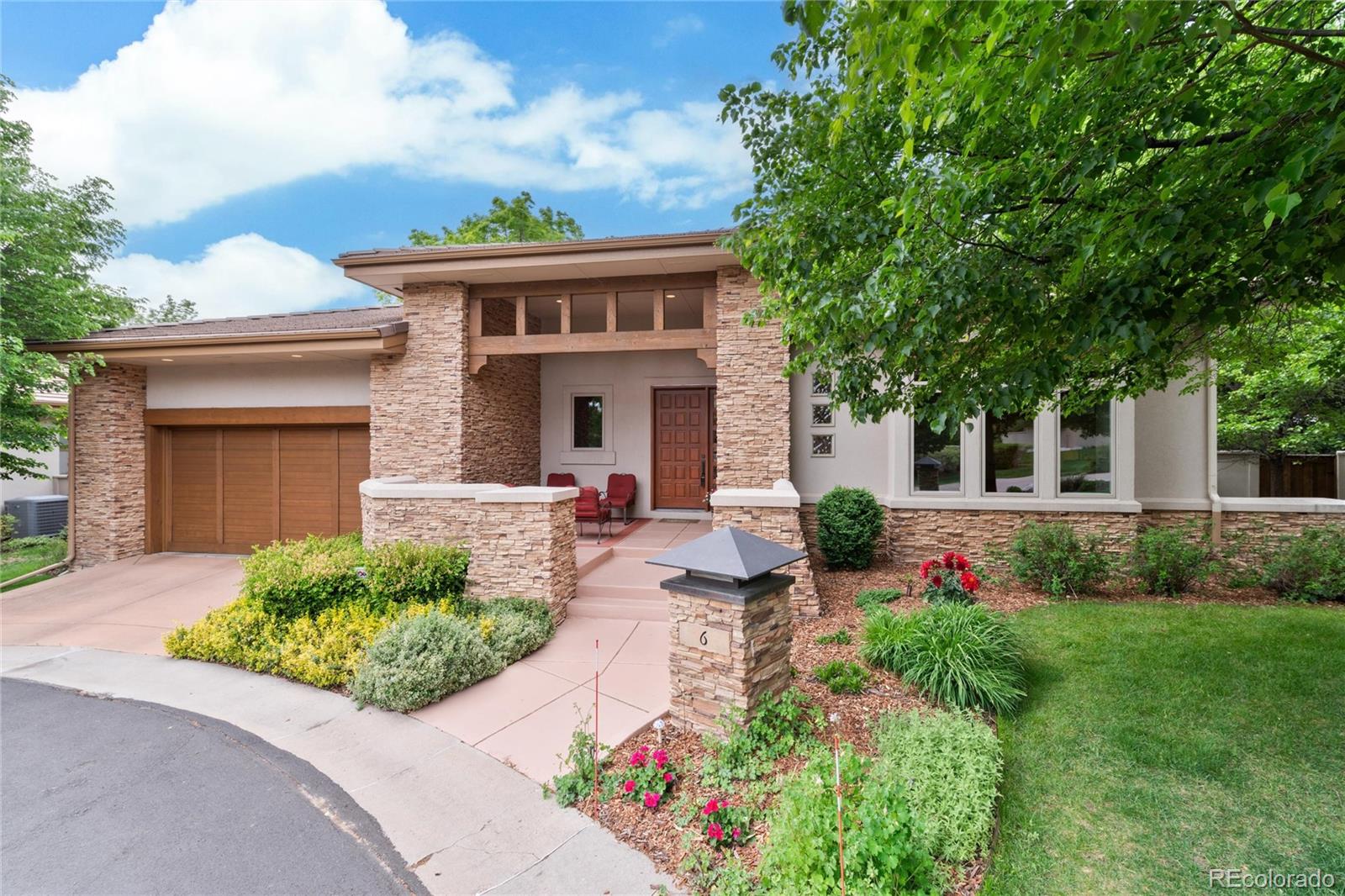 6 Augusta Drive