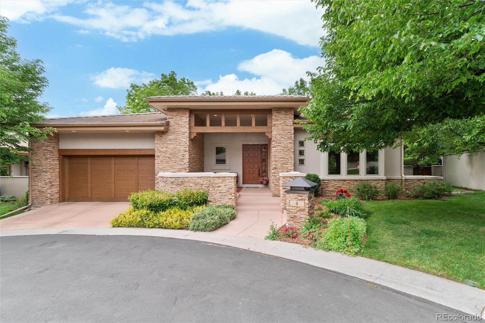 6 Augusta Drive
