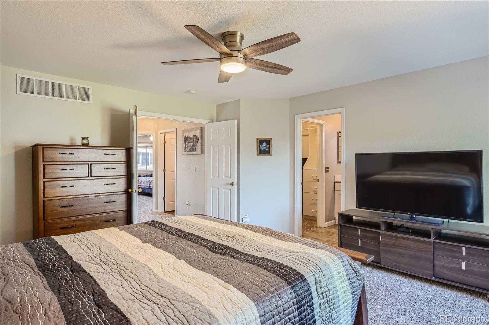 4945 Ashbrook Circle