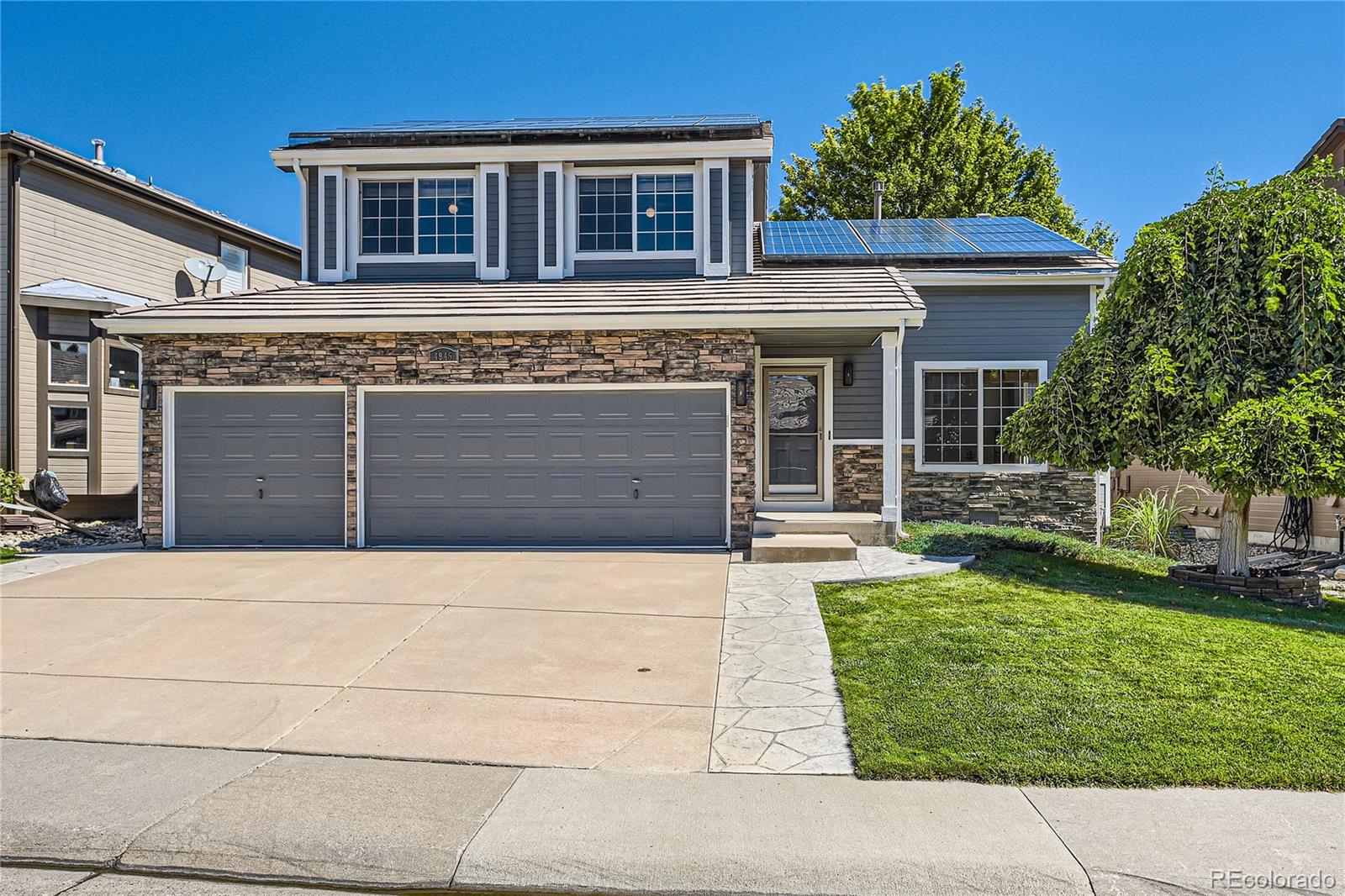 4945 Ashbrook Circle