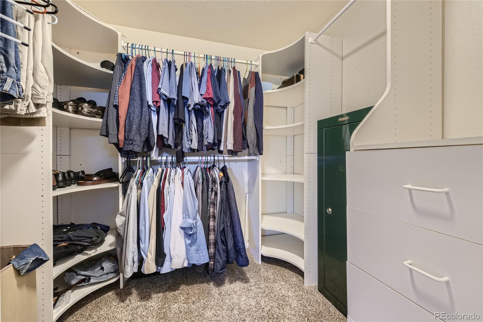 4945 Ashbrook Circle