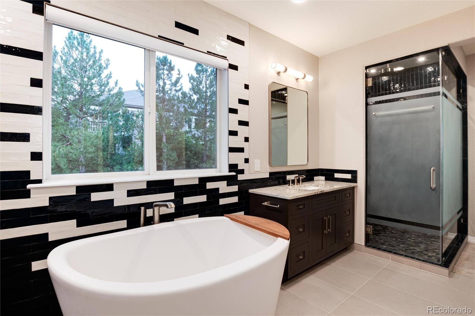 2584 Pemberly Avenue