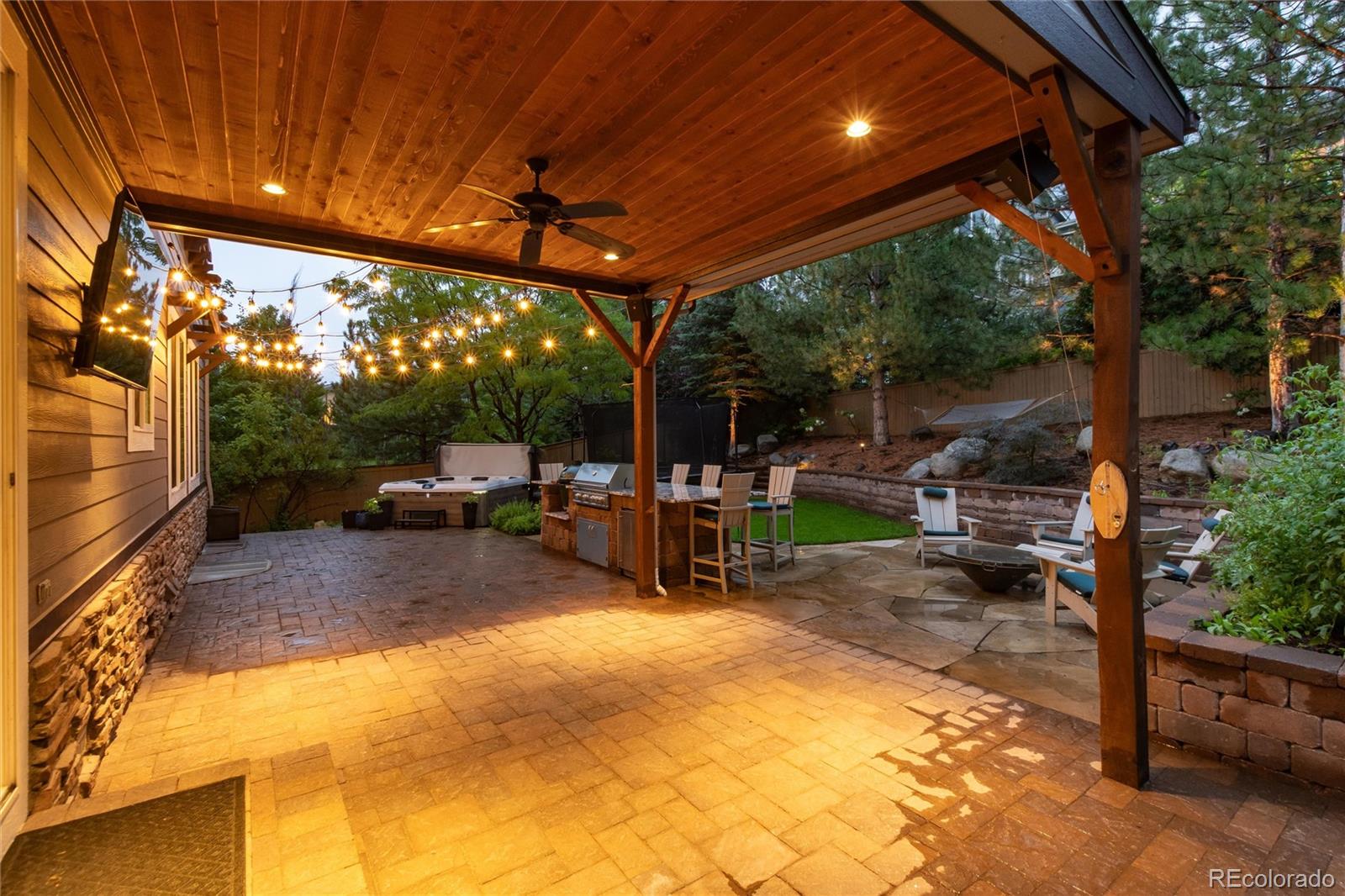 2584 Pemberly Avenue