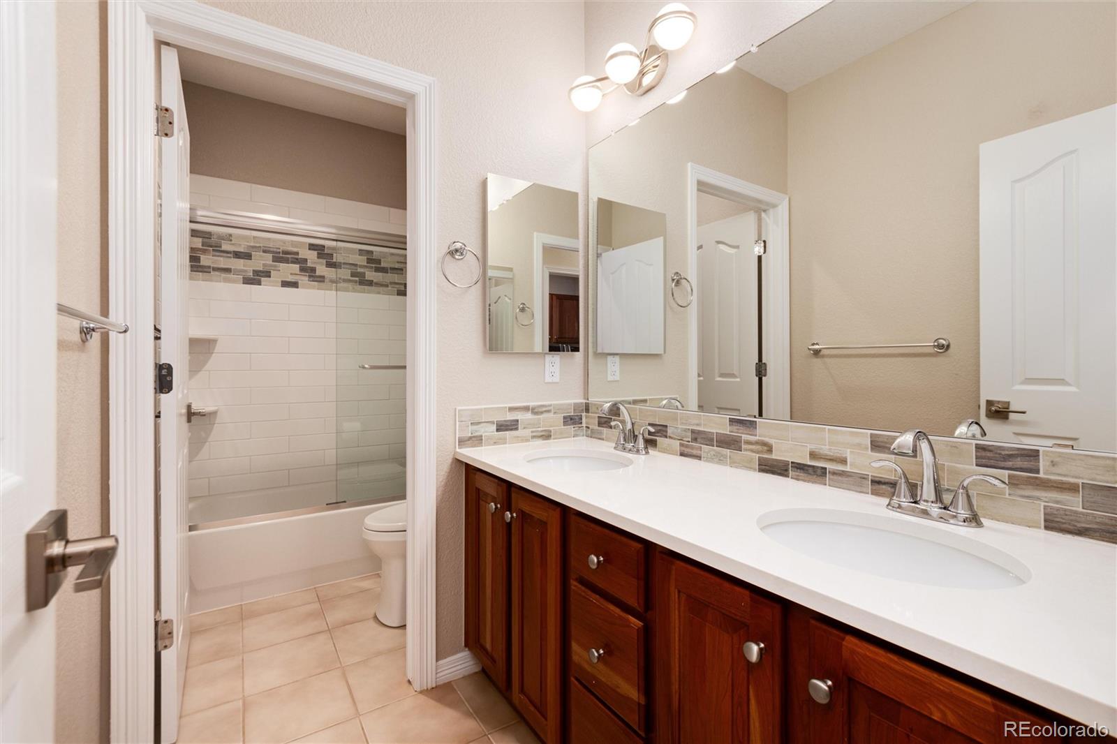 2584 Pemberly Avenue