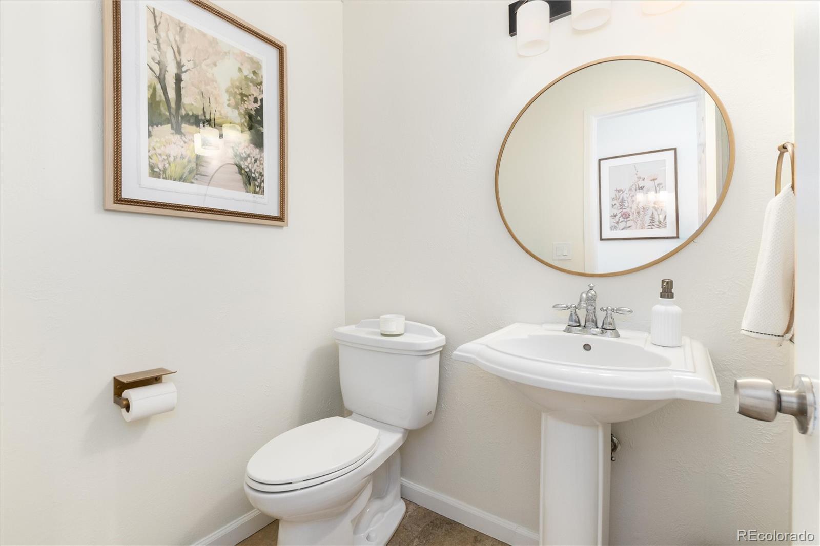 2483 W Houstoun Waring Circle