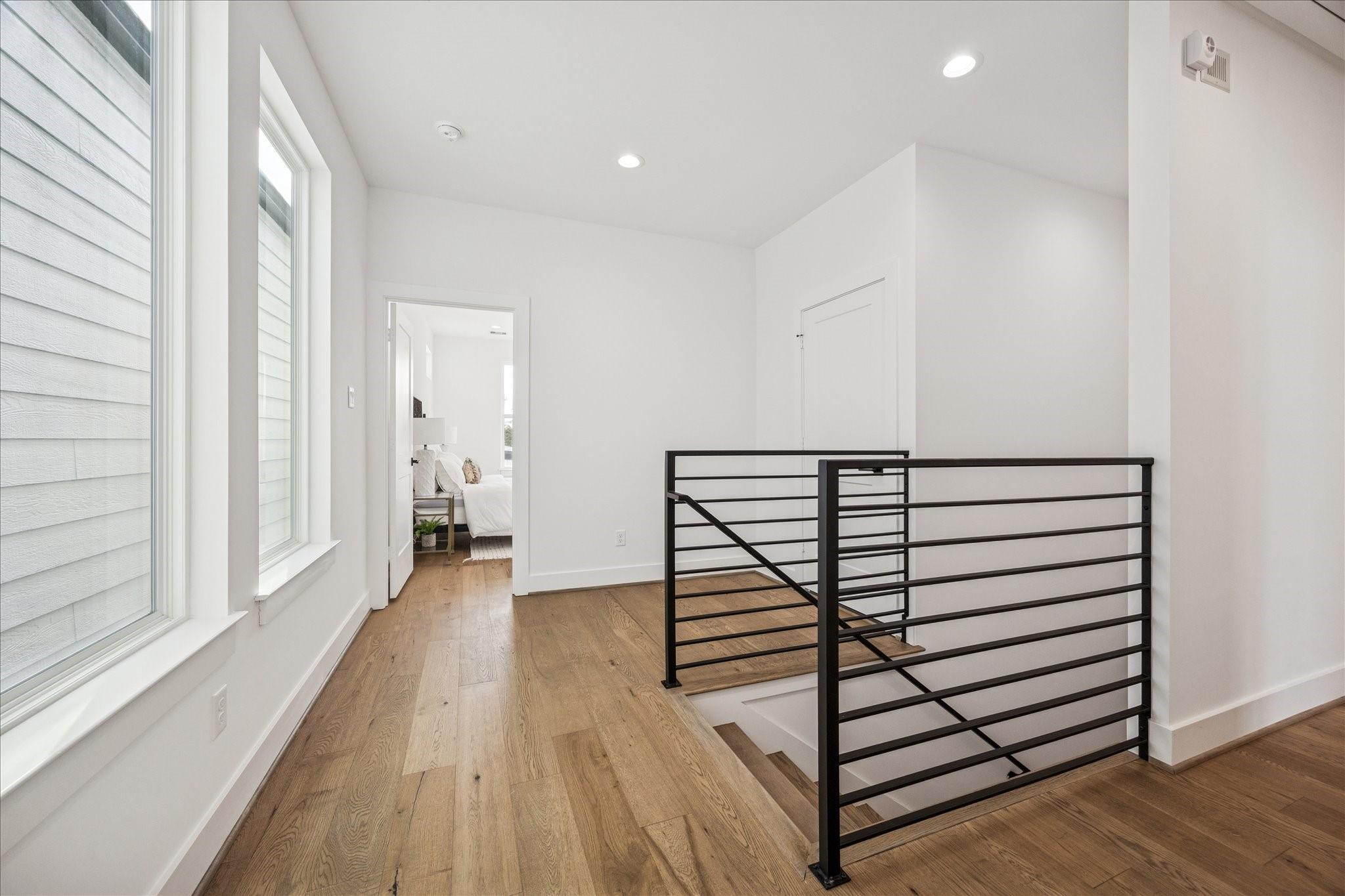 1922 Luna Woods Lane