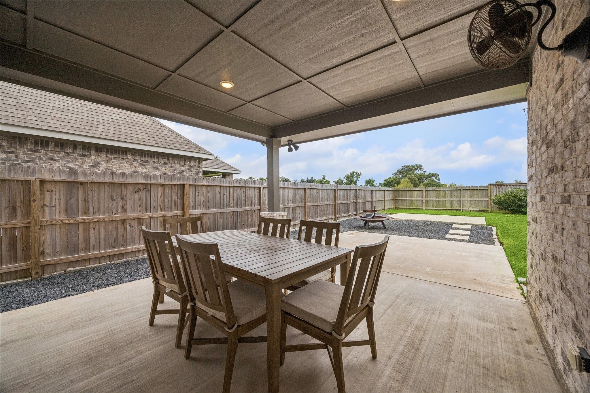111 Creekside Lane