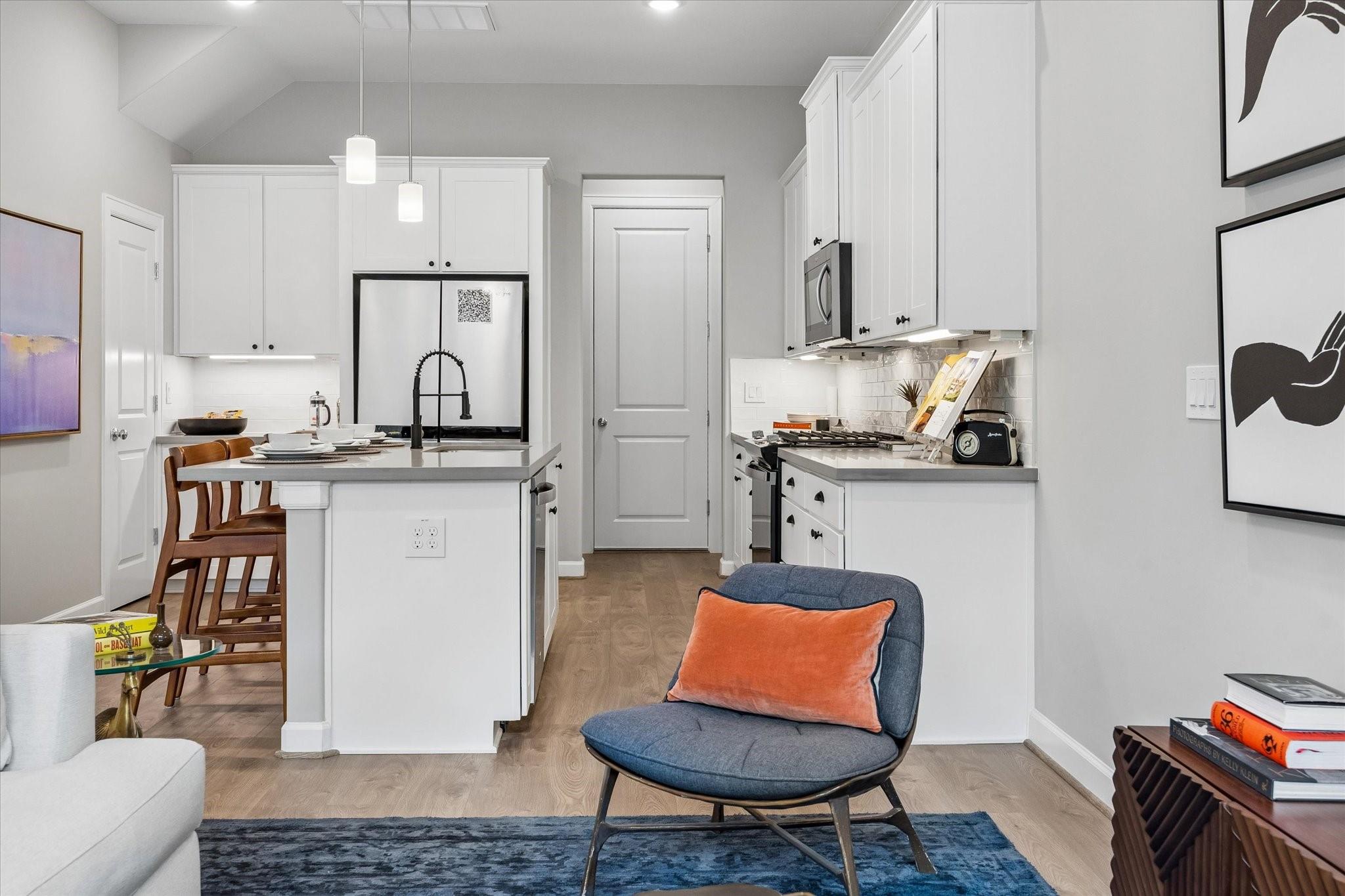 5211 Amber Sunrise Drive