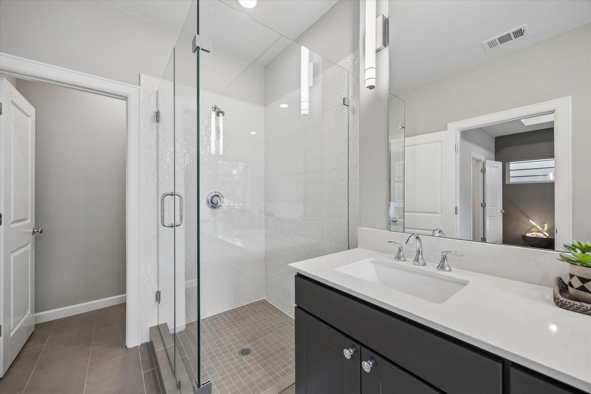 5211 Amber Sunrise Drive