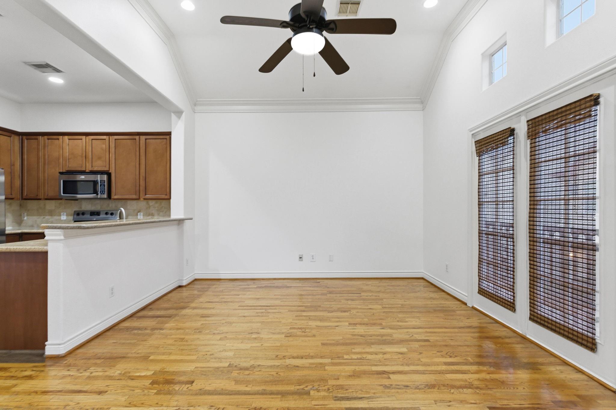1303 Sherwood Point Lane