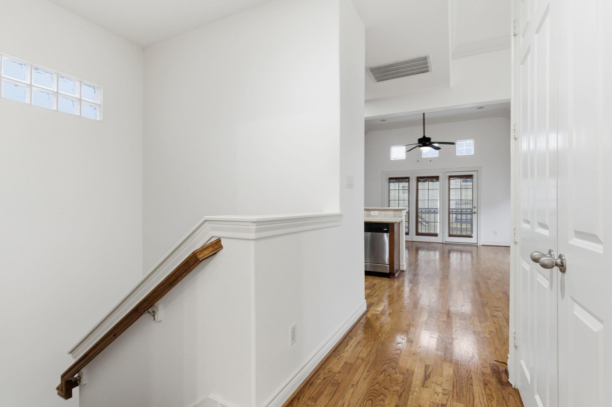 1303 Sherwood Point Lane