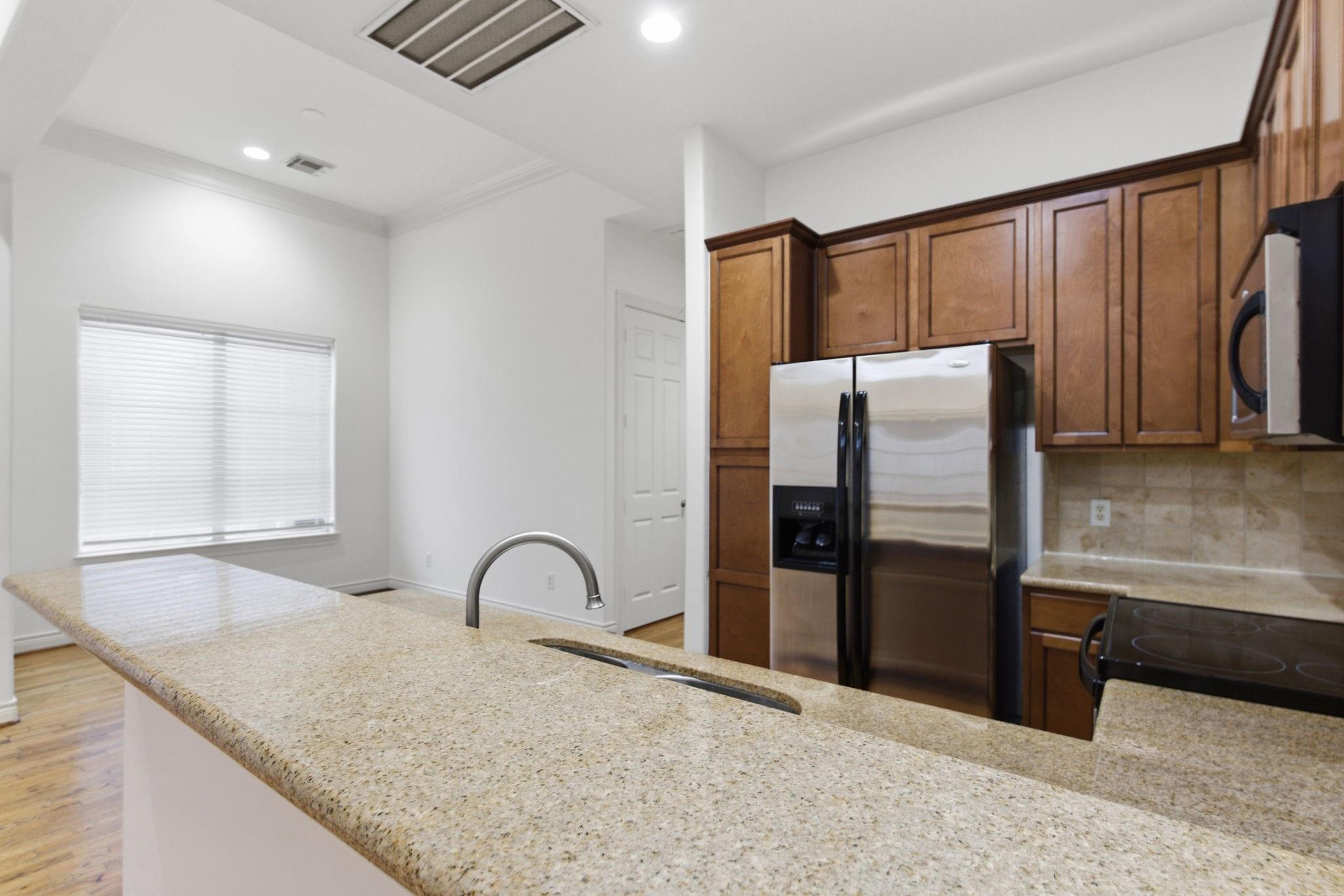 1303 Sherwood Point Lane