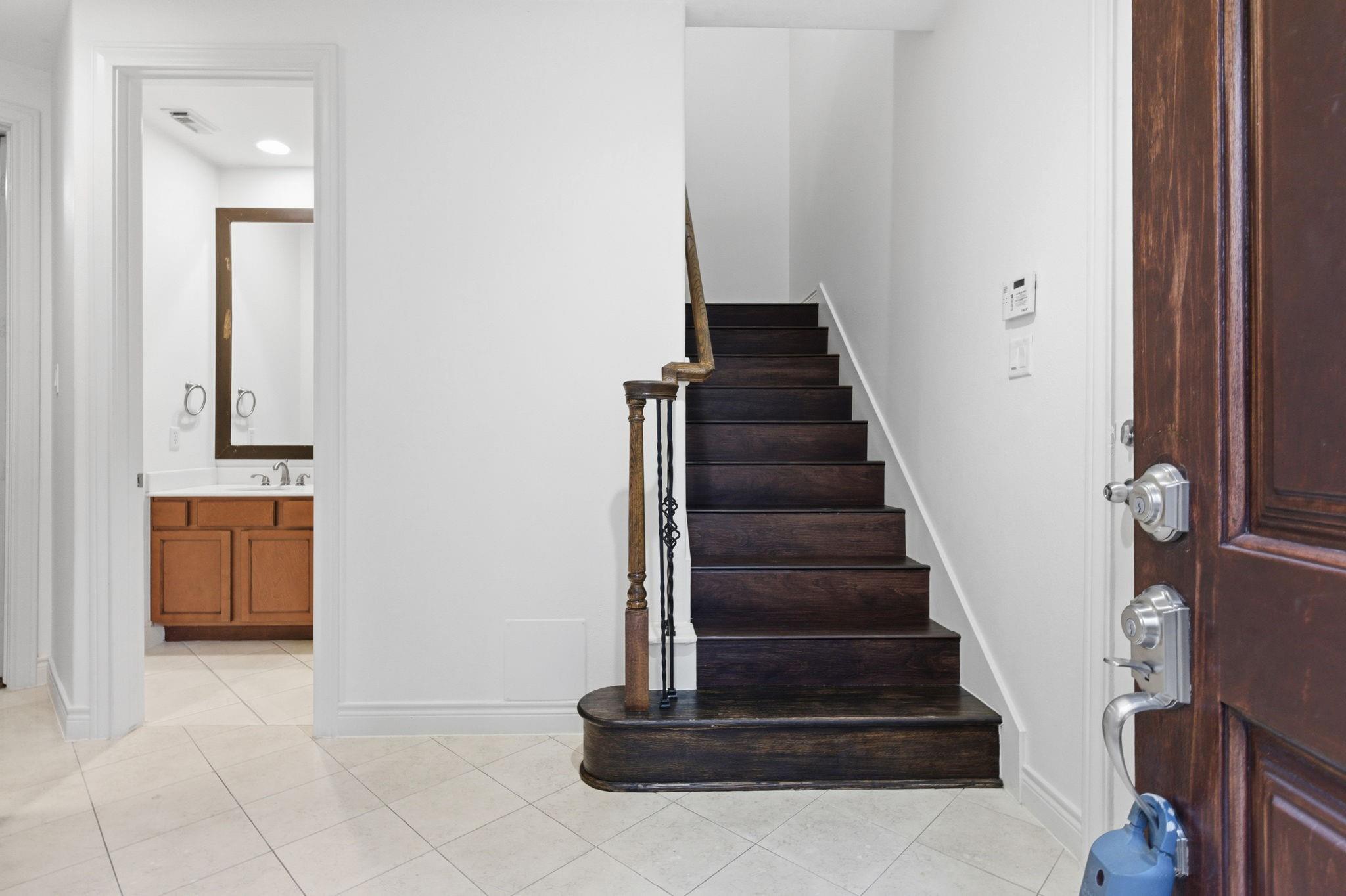 1303 Sherwood Point Lane