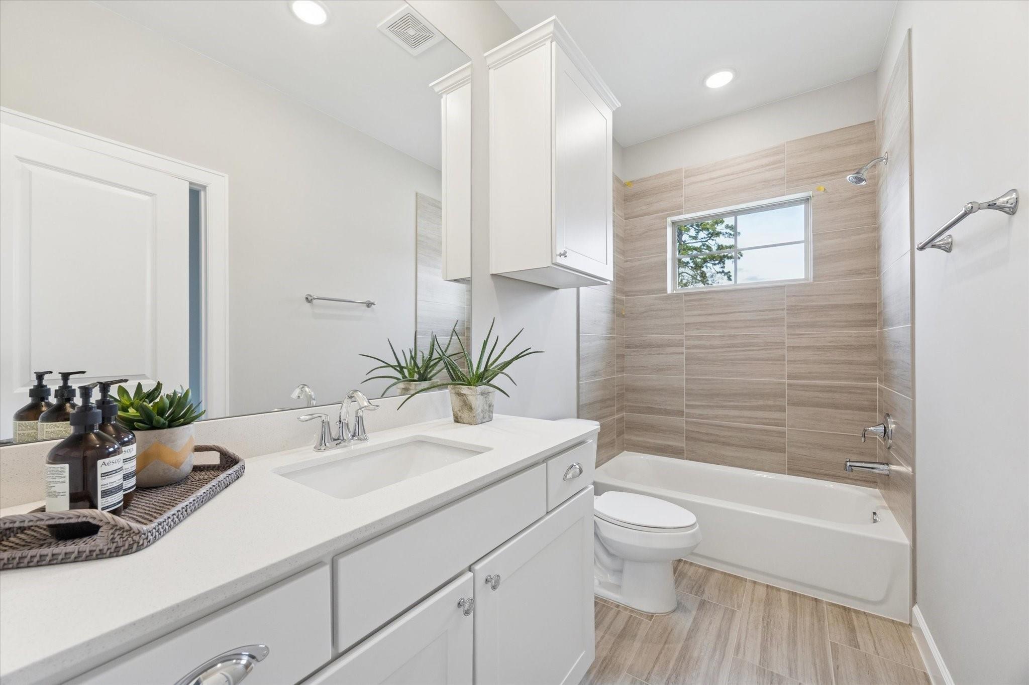 5213 Amber Sunrise Drive