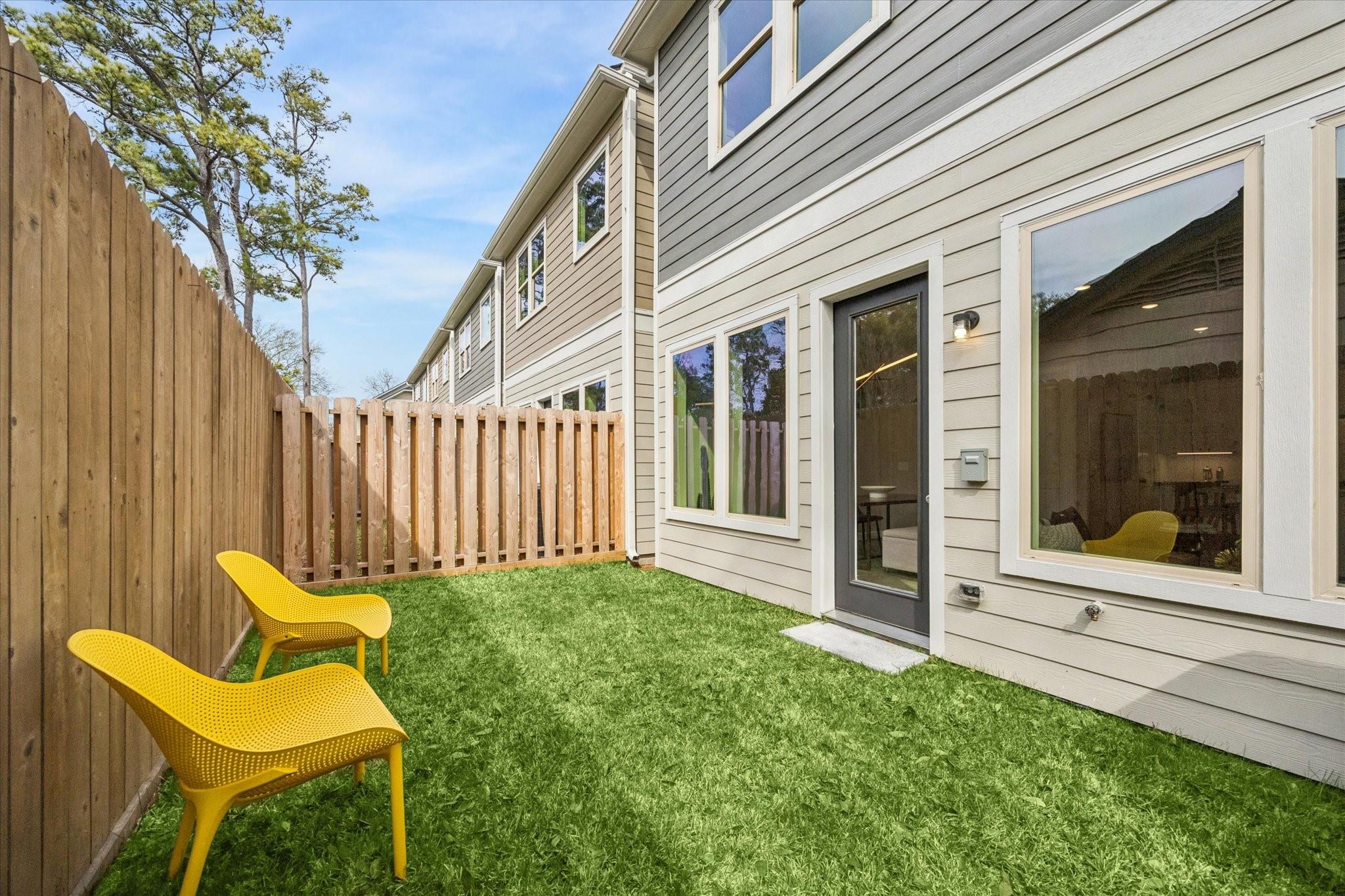 5213 Amber Sunrise Drive