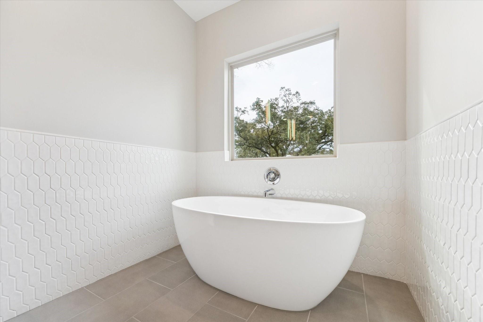 5213 Amber Sunrise Drive