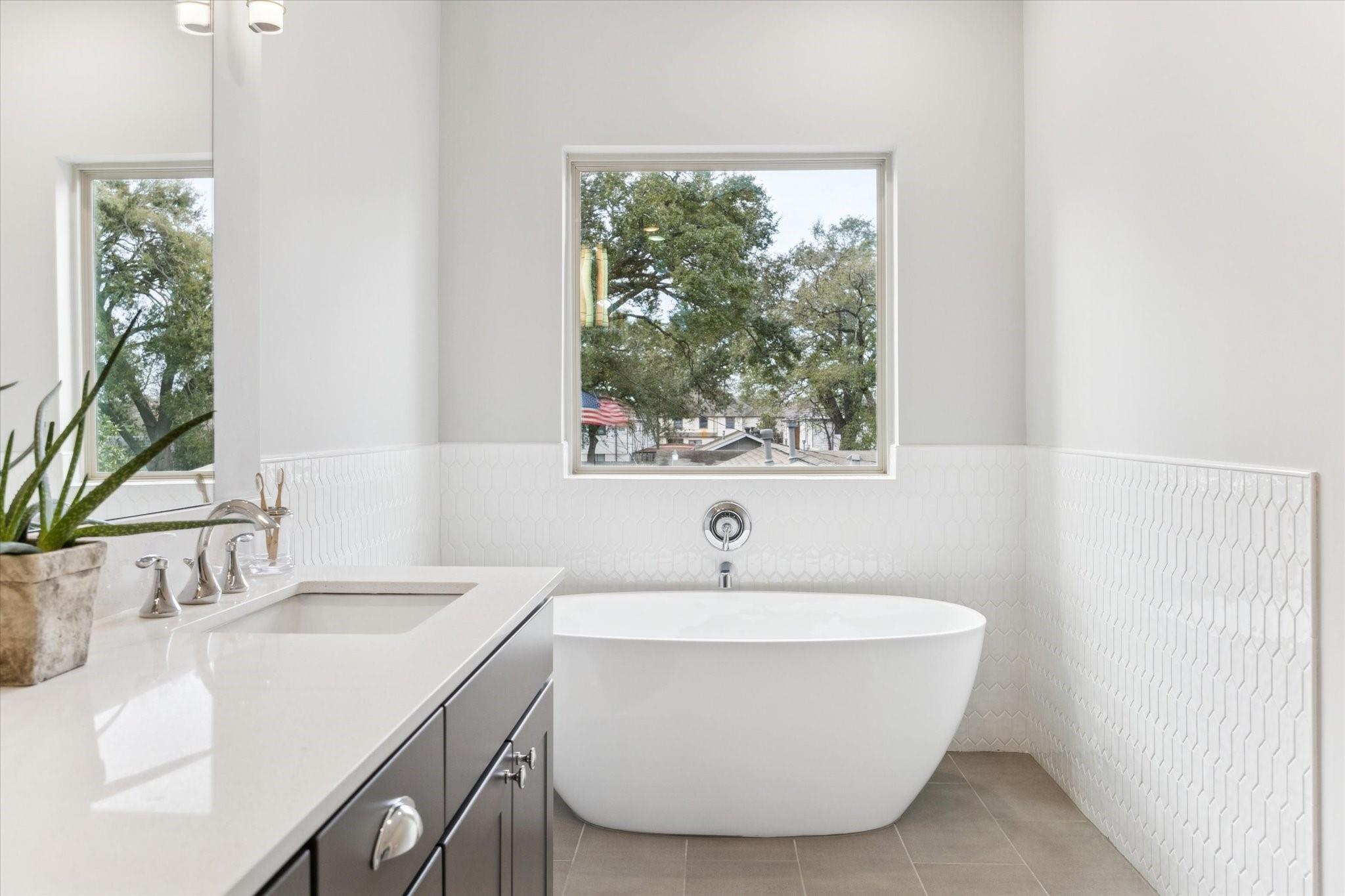 5213 Amber Sunrise Drive